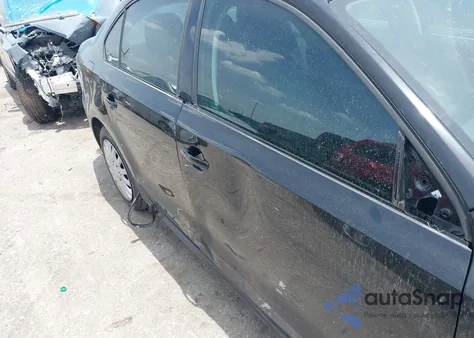 2013 Volkswagen Jetta 2.5L Se z USA, uszkodzony, nr VIN 3VWDP7AJ6DM214861